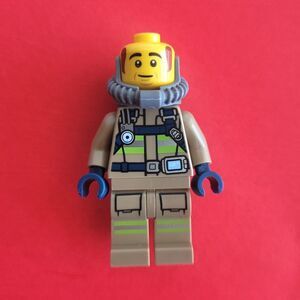 LEGO City Fire Fighter Bob cty1253 Minifigure 60321